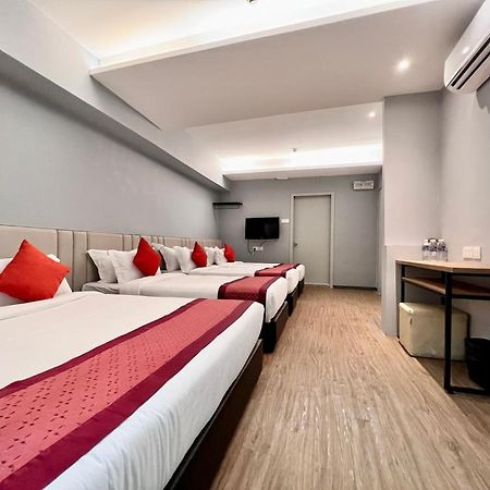 Bayu 23 Hotel Кота-Кинабалу Экстерьер фото