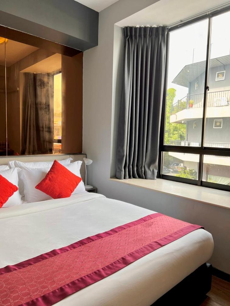 Bayu 23 Hotel Кота-Кинабалу Экстерьер фото